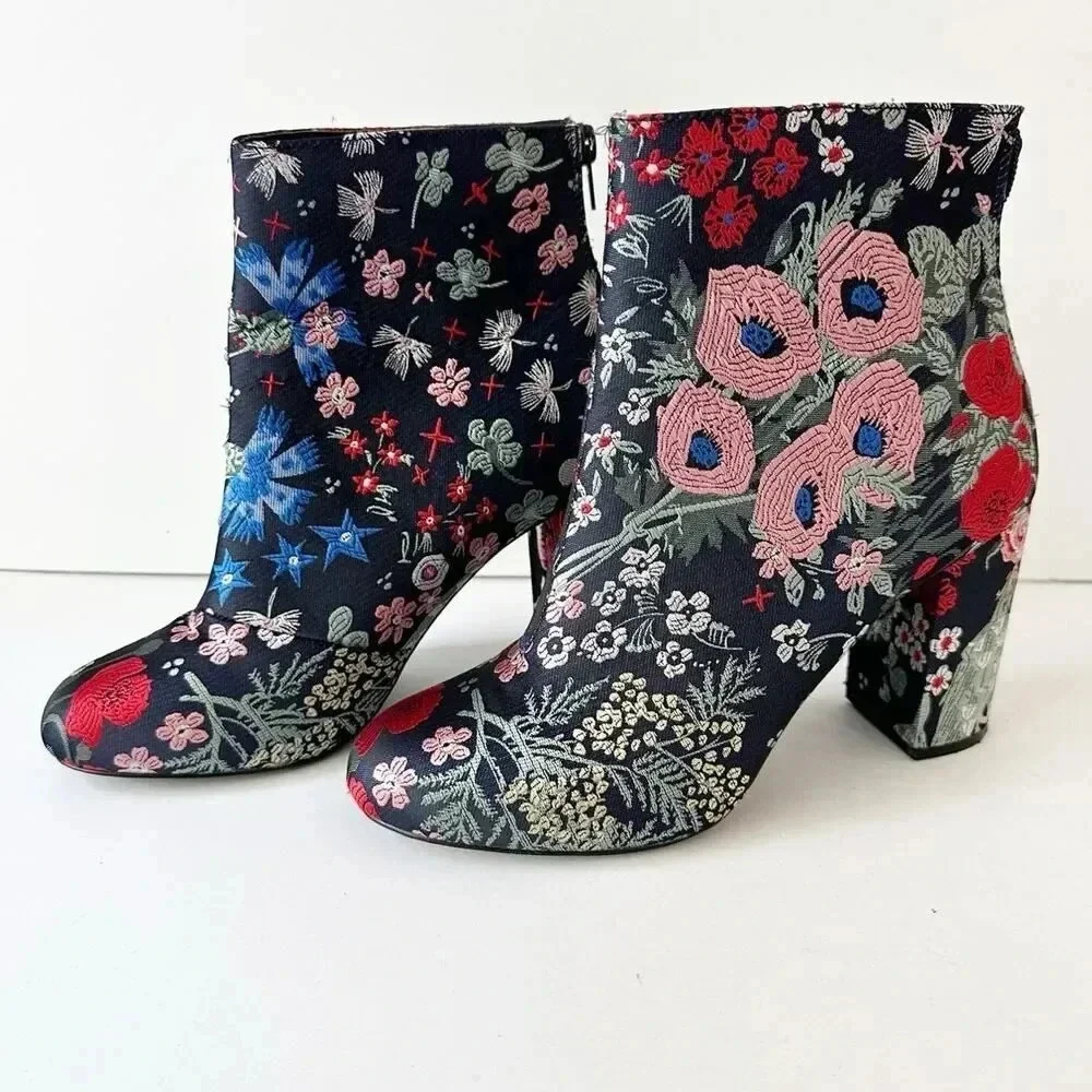 METAPHOR Womens 7 Flora Heeled Booties Boho Embroidered Floral Cottagecore‎